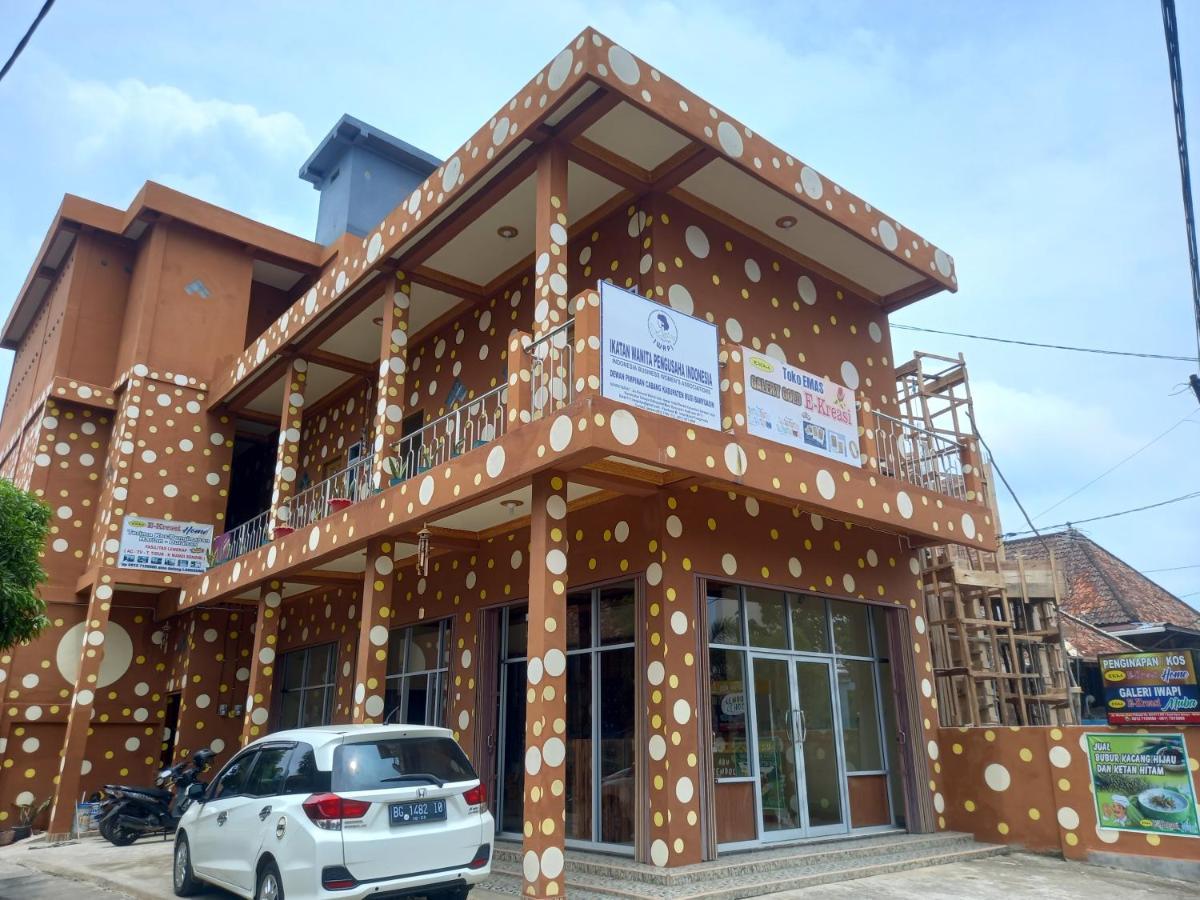 Oyo 90731 E-Kreasi Home Test Esterno foto